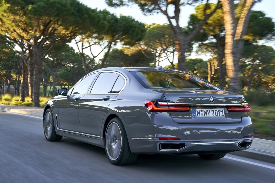  BMW 750Li xDrive (G12) 2019 года  (WW) (фото 126 из 164)